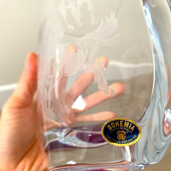 Crystal Vase - Picture 2 of 3